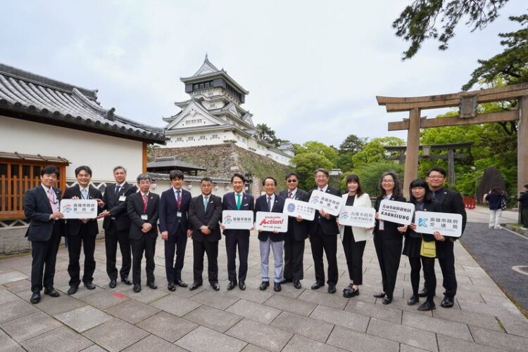 林欽榮率隊拜會日本北九州市政府 參訪FAIS交流智慧城市與產研合作共榮經驗 林欽榮率隊拜會日本北九州市政府-參訪fais交流智慧城市與產研合作共榮經驗