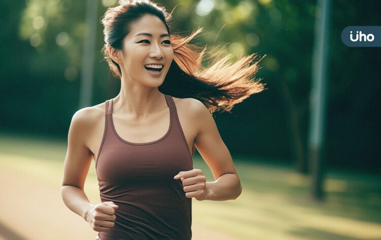 你跑步時可能傷害眼睛!戴一般眼鏡、揉眼睛⋯⋯醫揪「4種NG習慣」 你跑步時可能傷害眼睛!戴一般眼鏡、揉眼睛⋯⋯醫揪「4種ng習慣」