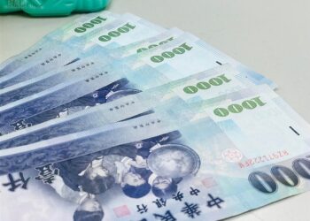 金價創新高！夫婦解百萬定存急投資-先領10萬「差點出事」：太可怕了