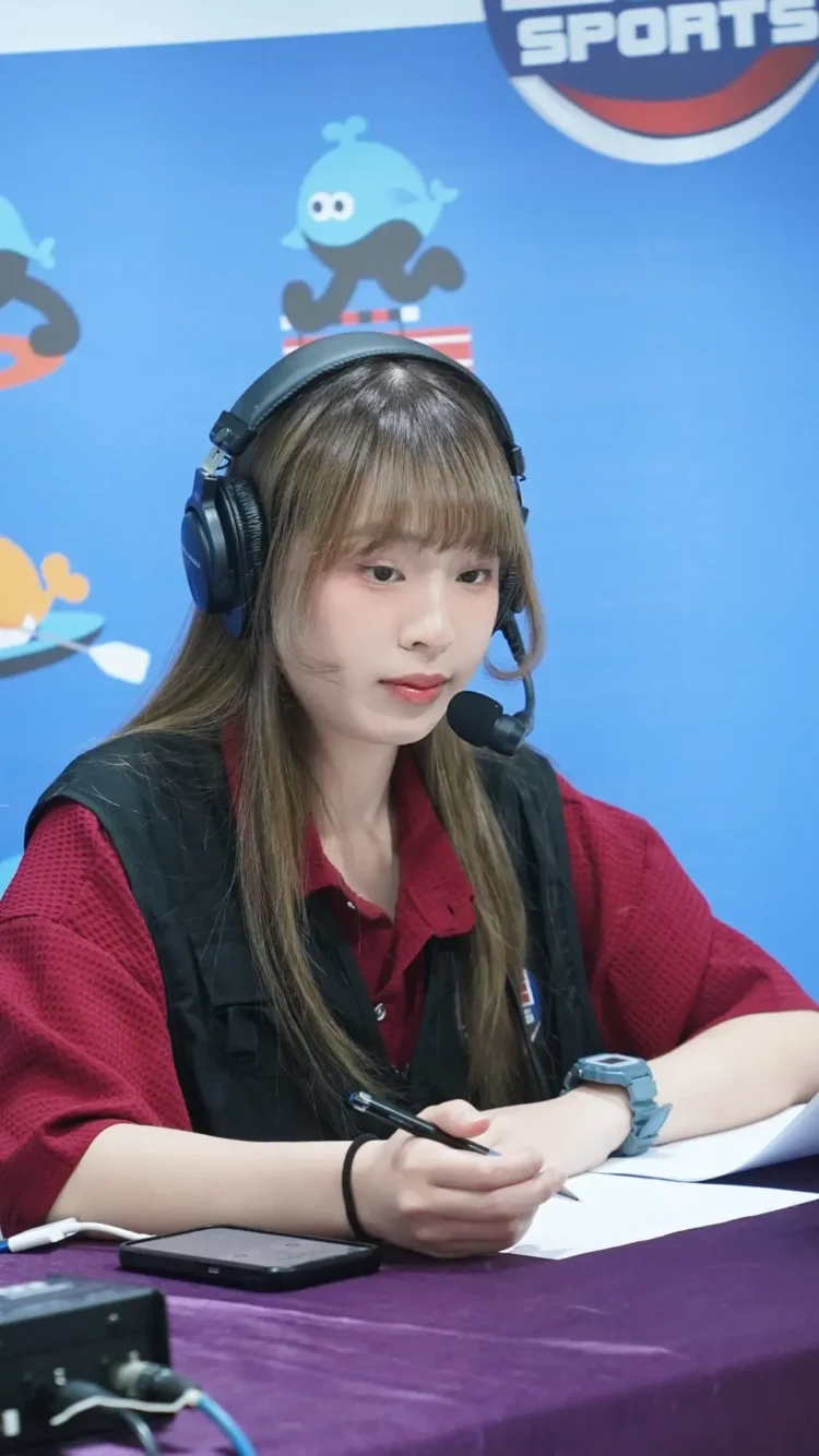 玄奘大學林鈺婷用聲音與行動 開創屬於自己的傳播舞台 玄奘大學林鈺婷用聲音與行動-開創屬於自己的傳播舞台