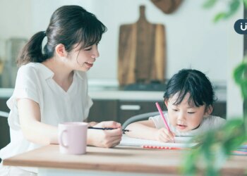 孩抱怨「同學媽媽比較好」如何回答？父母學「1回覆」促進親子關係