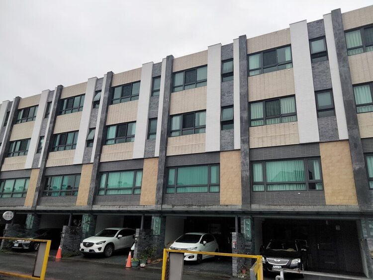 在雙北買超小宅 vs.「搬到宜蘭住」?專家給中肯建議 在雙北買超小宅-vs.「搬到宜蘭住」?專家給中肯建議