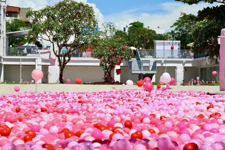 愛情許願池在河樂廣場浪漫啟動 萬里長城免費體驗古裝 愛情許願池在河樂廣場浪漫啟動 萬里長城免費體驗古裝