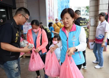 吉安鄉端午粽夏千份弱勢物資遞送 游淑貞感謝花蓮縣金虎爺會獻關懷