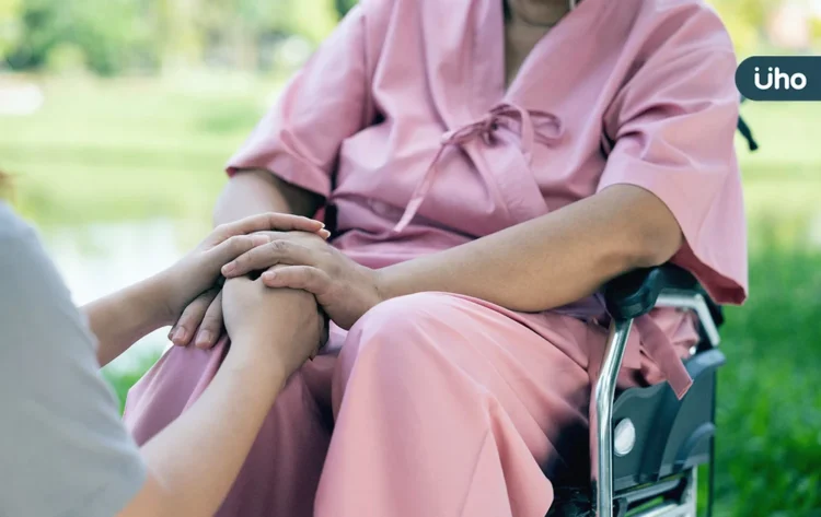 「母親不記得我的生日了⋯」他照顧失智母親學會體諒:忘記不代表不愛 「母親不記得我的生日了⋯」他照顧失智母親學會體諒:忘記不代表不愛