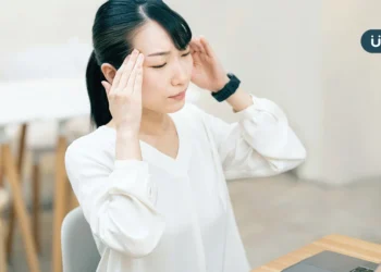 為什麼突然站起來會頭暈？日本名醫揪「1NG動作」導致姿勢性低血壓