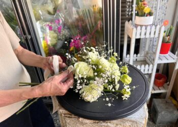 鮮花到永生花 雲林北港花店打造極致花藝美學