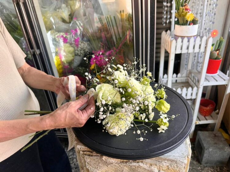 鮮花到永生花 雲林北港花店打造極致花藝美學