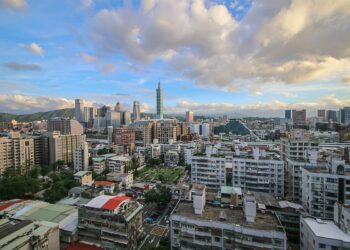 房價下殺中？七都「成交議價率」這裡屋主姿態最低 房仲5字曝交易關鍵