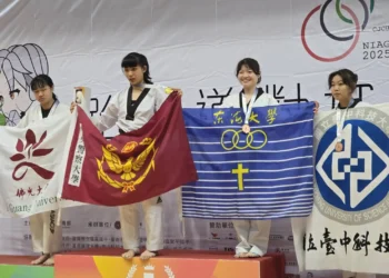 從新手到奪牌！東海跆拳道隊長郝梓晴大學最終戰奪銅-張大維、戴偉國教練四年陪伴見證蛻變