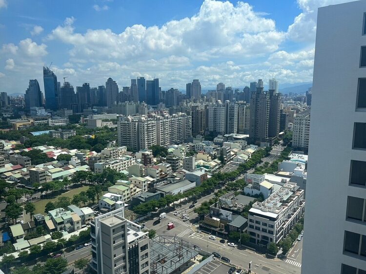 最新/企業緊張、房市膠著!台經院揭「房價鬆動區域」:出現轉折點 最新/企業緊張、房市膠著!台經院揭「房價鬆動區域」:出現轉折點