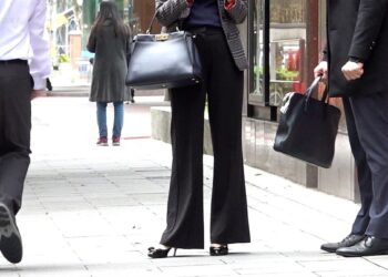 關稅貿易戰延燒？-調查：逾3成今年考慮暫停加薪