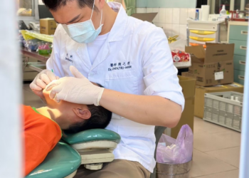 陳之懋醫師赴台南偏鄉義診-母親節前夕關懷隔代教養學童