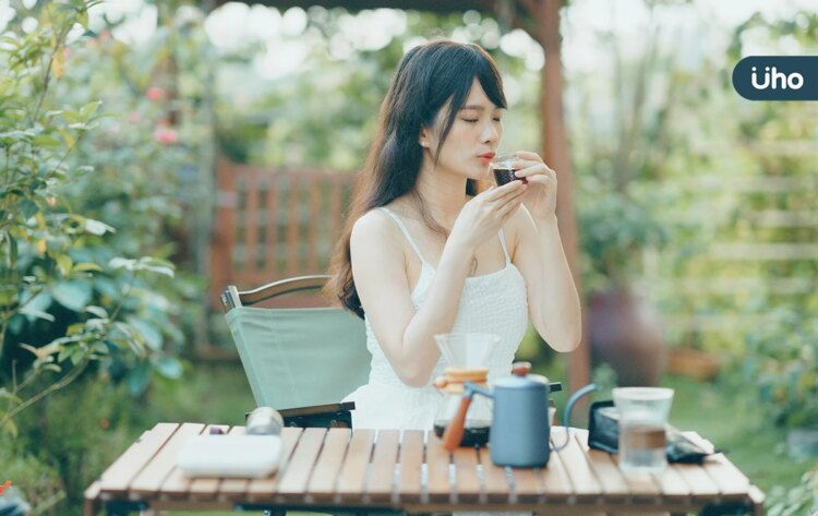 有食譜》立夏養生宜養心!中醫推喝「玫瑰蓮子茶」3步驟安神解失眠 有食譜》立夏養生宜養心!中醫推喝「玫瑰蓮子茶」3步驟安神解失眠