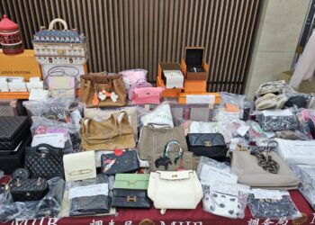 法務部調查局偵破投資詐騙案，查扣價值上億之各式高級名牌精品