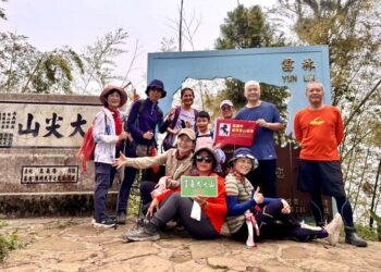 勇闖雲嘉五連峰-皇馬登山協會擒拿兩座小百岳