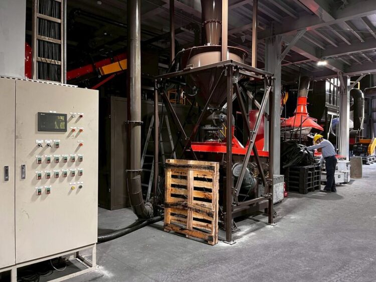 高雄市114年度促進產業發展投資補助總額達1億元 助企業淨零與數位轉型 高雄市114年度促進產業發展投資補助總額達1億元-助企業淨零與數位轉型