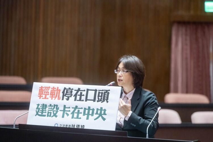 嘉義輕軌成政治修羅場- -卓揆承諾但交通部翻案-地方炸鍋！