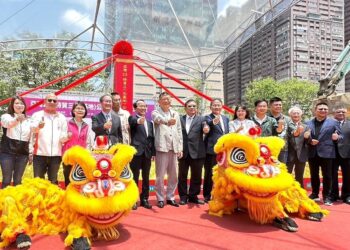 亞灣2.0特貿三公辦都更動土-興富發將蓋商辦