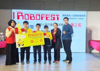 嘉義學子代表台灣參與「2025robofest世界機器人大賽」