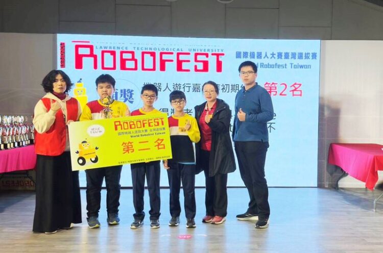 嘉義學子代表台灣參與「2025Robofest世界機器人大賽」 嘉義學子代表台灣參與「2025robofest世界機器人大賽」