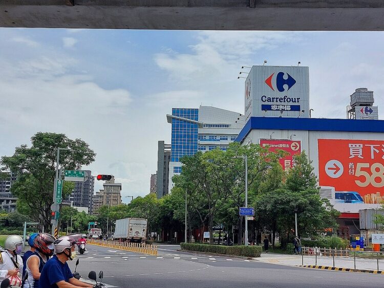 「淡水新房vs.桃園市區機能」 哪邊對長輩更好？在地人吐實話：我都想逃了