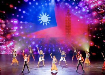 義大世界搶先歡慶15週年-皇家劇院全新鉅作《奇幻之旅－狂舞盛宴》盛大登場