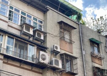 冷氣「狂滴水」超擾民-未改善被檢舉最高罰6千元