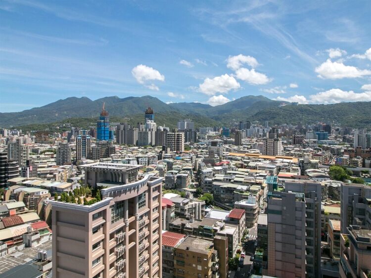 不想委屈住小宅!預算1500~2000萬元買哪裡坪數最大? 北市「這2區」超過30坪 不想委屈住小宅!預算1500~2000萬元買哪裡坪數最大? 北市「這2區」超過30坪