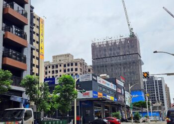 「房價打折」顯現警訊！他揭嚴峻「3大考驗」恐重擊房市