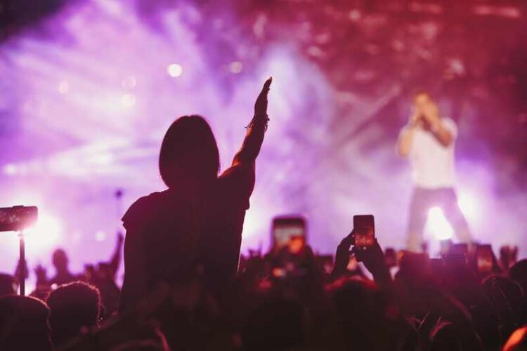 演唱會散場不用人擠人 義大皇家推出演唱會接駁住房,持票根享加碼優惠 演唱會散場不用人擠人 義大皇家推出演唱會接駁住房,持票根享加碼優惠