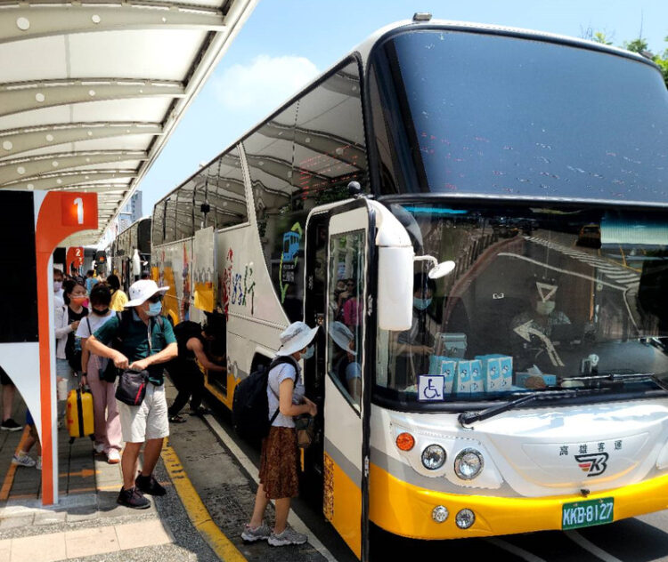 屏東黑鮪魚文化觀光季 【9127D】輕鬆載您到東港 再享公共運輸票價優惠