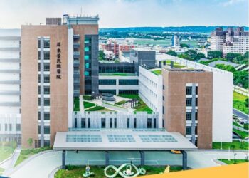 【南部醫事機構財務分析】長庚體系撐盤 屏東榮總虧損凸顯區域醫療挑戰