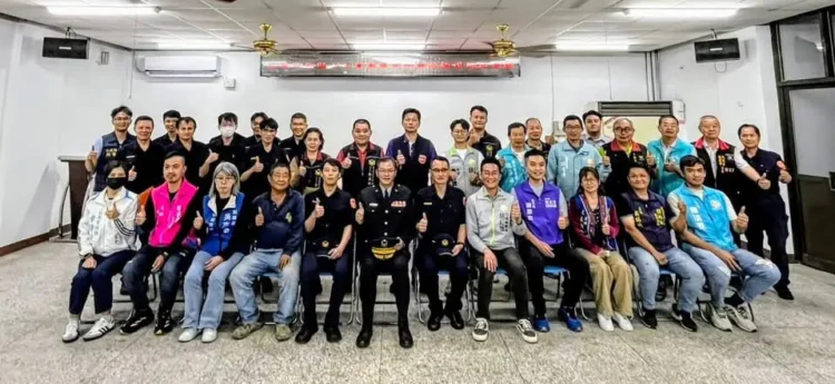 所長異動展新局 花蓮分局舉行中山及美崙派出所聯合布達典禮 所長異動展新局 花蓮分局舉行中山及美崙派出所聯合布達典禮