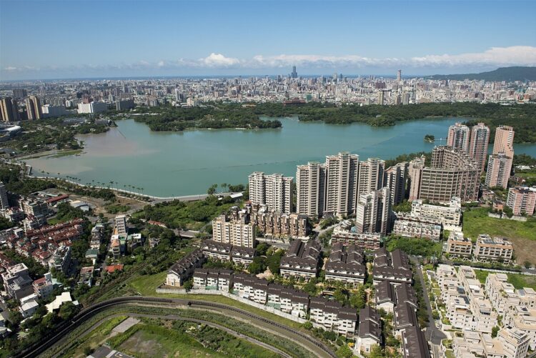 一年就暴跌15％ 高雄這2區「跌回1字頭」