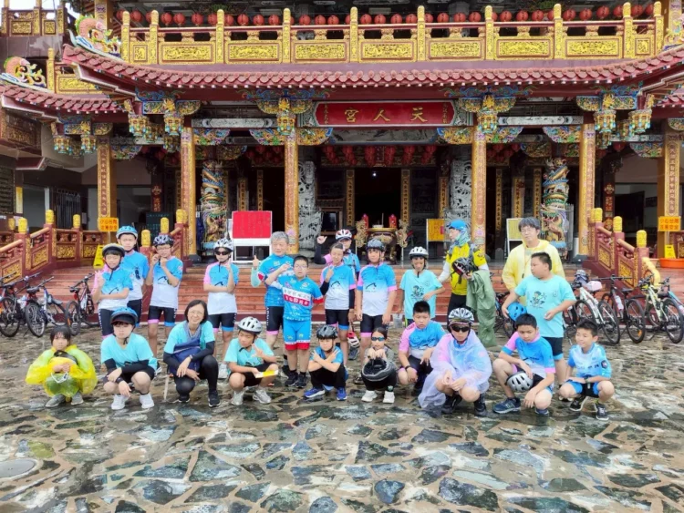 土庫與萬合學生跨校合作 共騎學習單車戶外課程!