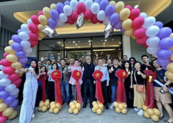 高雄旗艦店開幕今夏驚人三重送 董哥派出鎖 “無鎖不在” 今夏最狂促銷