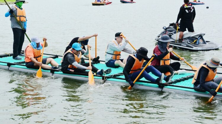 池上最狂水上盛事再升級!第24屆池上竹筏競賽轟動登場,現場嗨翻天! 池上最狂水上盛事再升級!第24屆池上竹筏競賽轟動登場,現場嗨翻天!