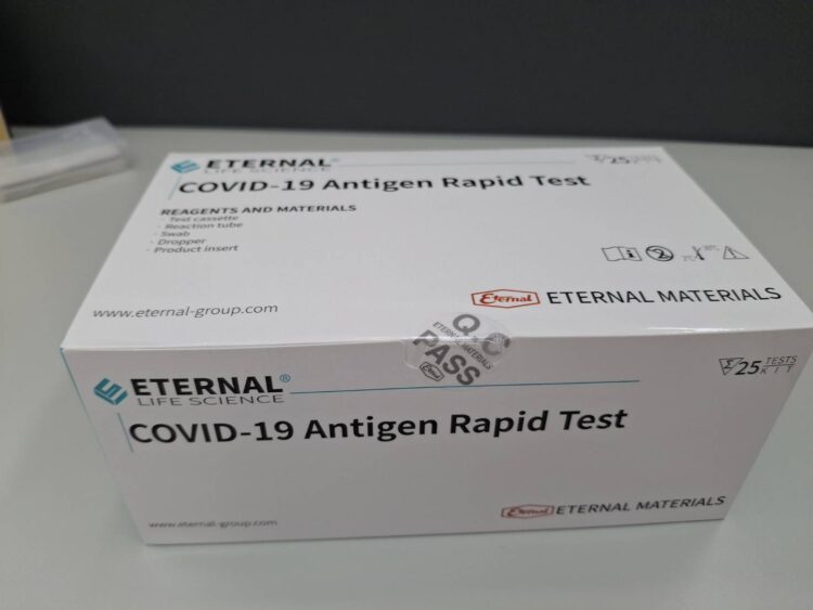 因應疫情升溫! 醫凡攜手長興材料全力供應COVID-19專業快篩試劑