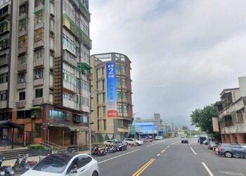 民眾直擊具俊曄新北「超外圍區」看房？ 銷售人員首回應！