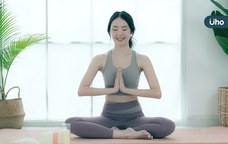 好尷尬!一打噴嚏就漏尿怎麼辦?教你做「5組瑜伽動作」緊實私密處 好尷尬!一打噴嚏就漏尿怎麼辦?教你做「5組瑜伽動作」緊實私密處