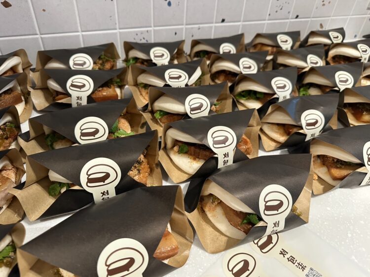 爸爸手藝到創業路 每一口刈包都是家的味道 爸爸手藝到創業路 每一口刈包都是家的味道