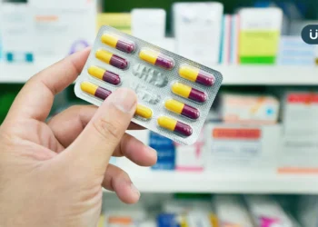 抗生素可以搭胃藥吃嗎？藥害救濟基金會揭真相：反而影響藥物吸收