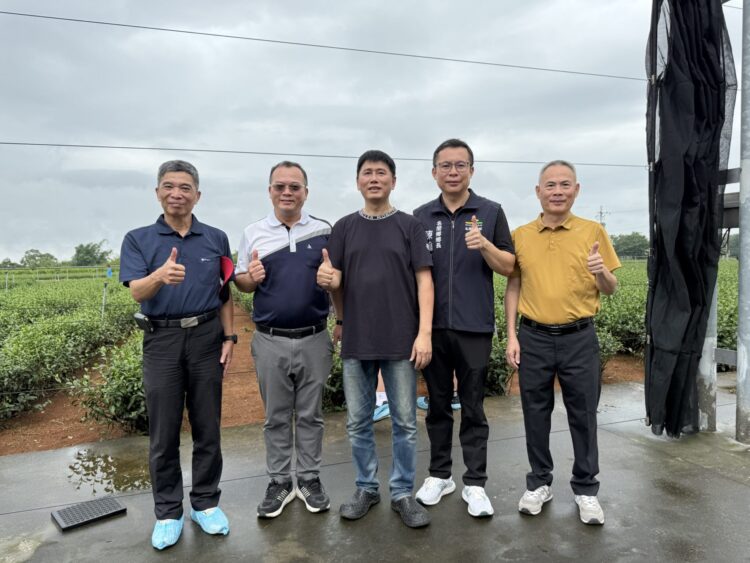 南霸天跨界教育 茶之魔手與在地國小共創「最香的畢業禮」 南霸天跨界教育 茶之魔手與在地國小共創「最香的畢業禮」