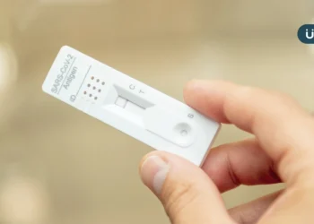 新冠「快篩陰性」就沒關係？醫提醒「這類人」48小時內須再篩一次