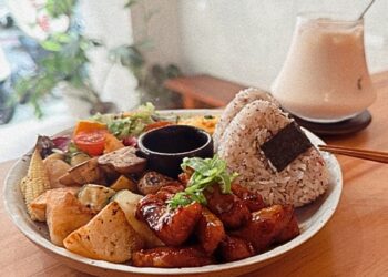 巷弄裡侘寂風小屋 嘉義東區早午餐享受療癒時光