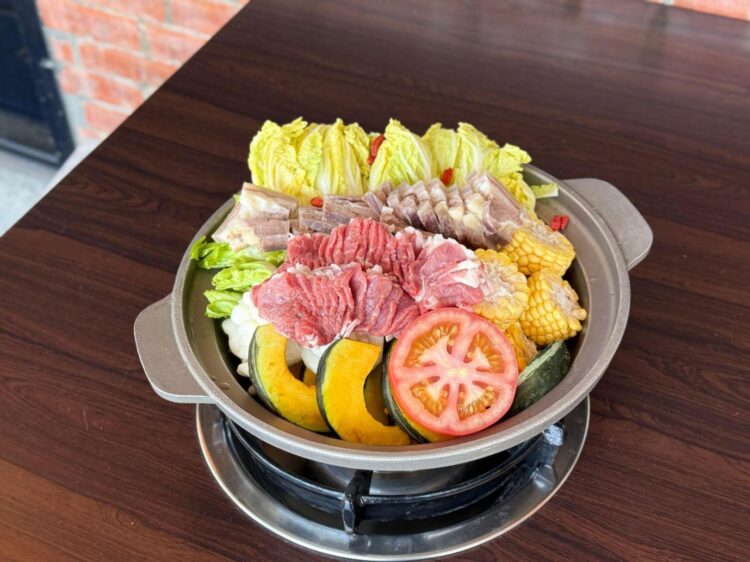 南投草屯羊肉爐 現宰溫體羊火鍋 清爽不膩