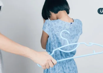 長大主動「拋棄母親」不後悔！兒虐倖存者：我曾無數次被母親「殺死」