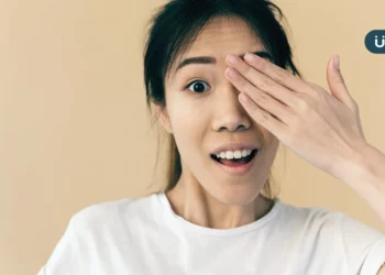 常看3C用眼過度⋯卻僅3成定期視力檢查！醫教「1招自我檢查」每天做