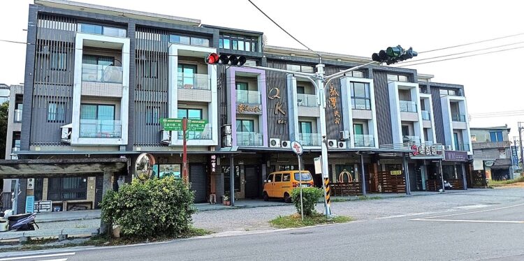 民眾喊房市要崩 這類人默默進場「好幾棟房賺租金」 民眾喊房市要崩 這類人默默進場「好幾棟房賺租金」